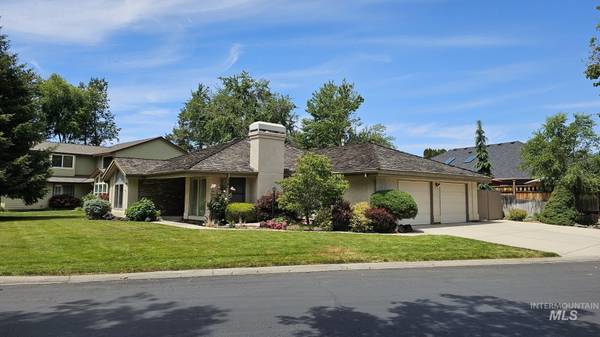 4820 N Savannah Ln,  Garden City,  ID 83714-7400