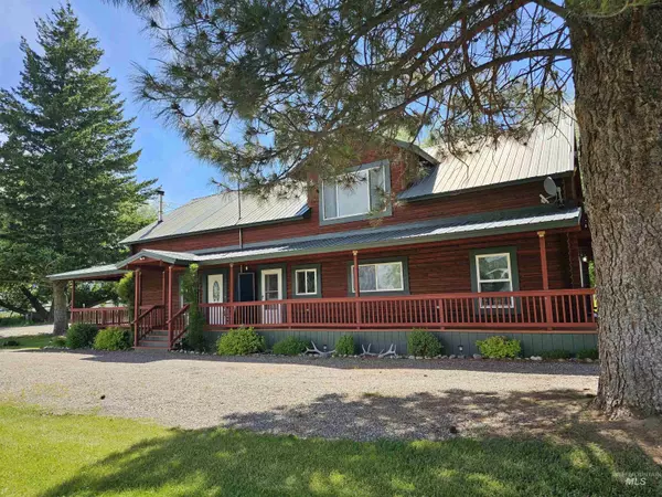 Salmon, ID 83467,121 S Saint Charles Rd