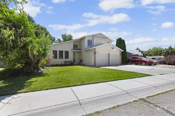 2639 E Nahautl Drive, Boise, ID 83716