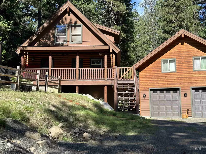 439 Smitty Ave, Mccall, ID 83638