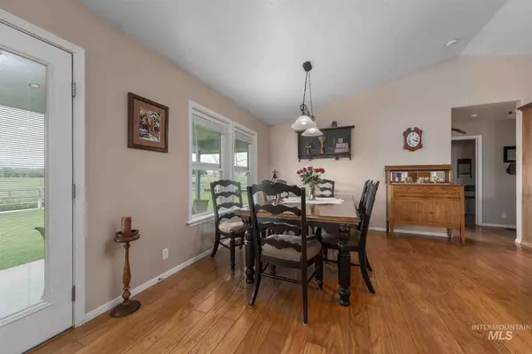 Weiser, ID 83672,778 County Road 70