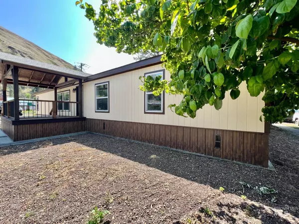 Kooskia, ID 83539,1 S Front Street