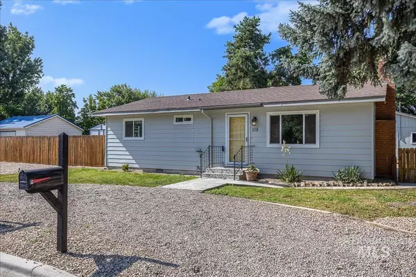 115 E 2nd Street,  Middleton,  ID 83644