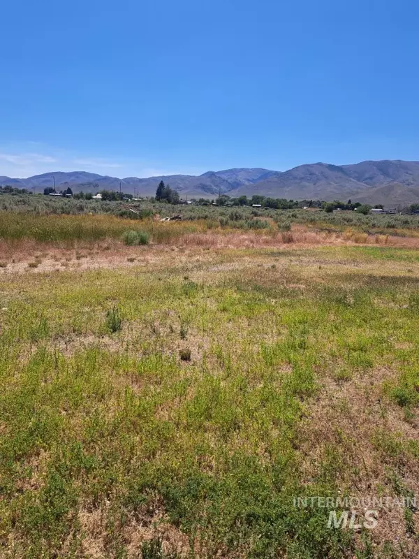 Moore, ID 83255,3139 N 3300 W