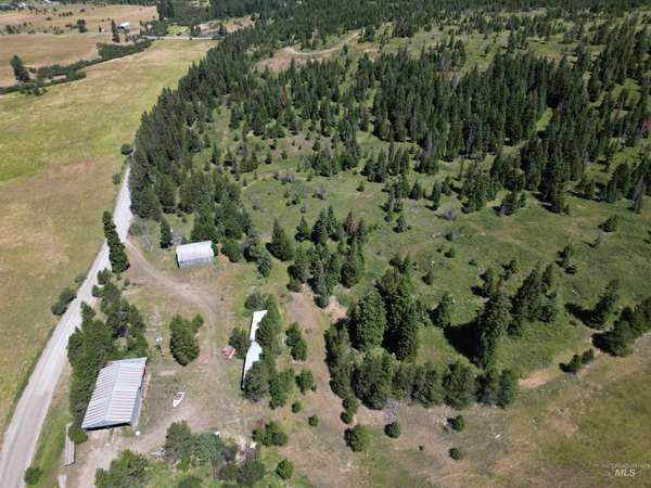 000 Charlie Creek Road,  Emida,  ID 83830