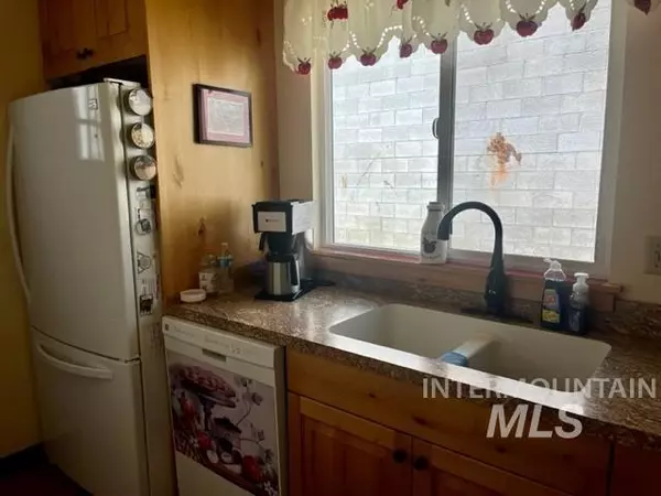 Meridian, ID 83642,692 W Barrett