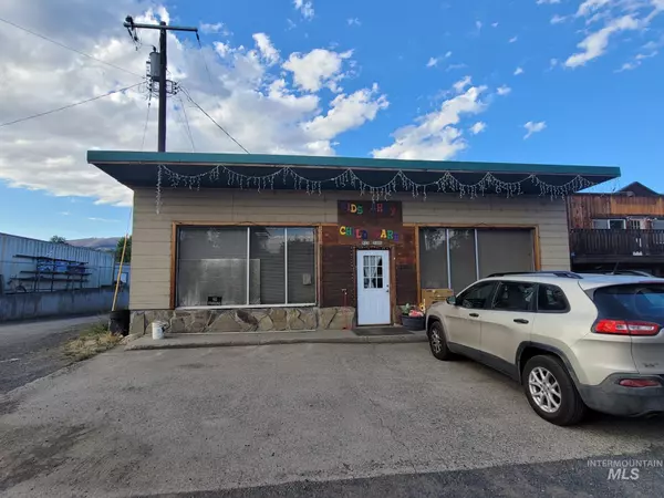 Kamiah, ID 83536,110 W 3rd St.