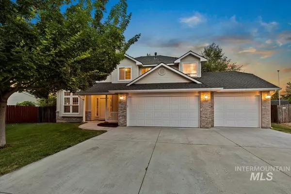 2116 E Harbour Grove, Nampa, ID 83686