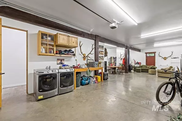 Mccall, ID 83638,312 Samson Court