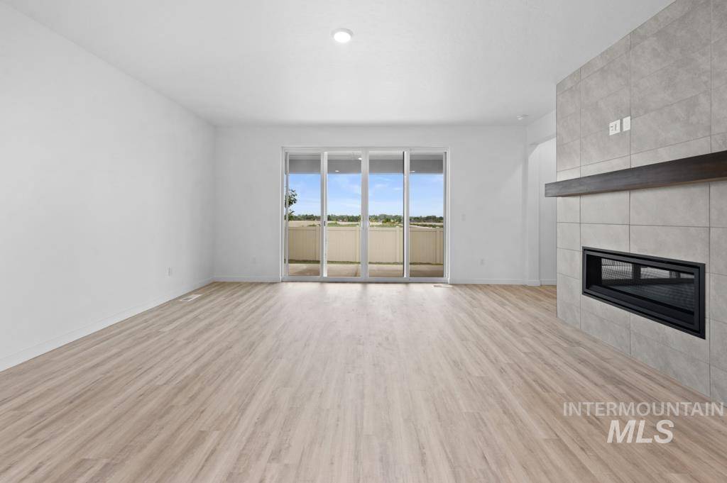 Star, ID 83669,11197 W Soaring Hawk Street