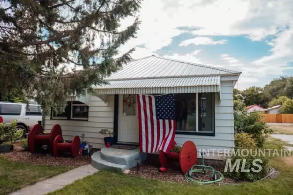 934 Burton, Burley, ID 83318