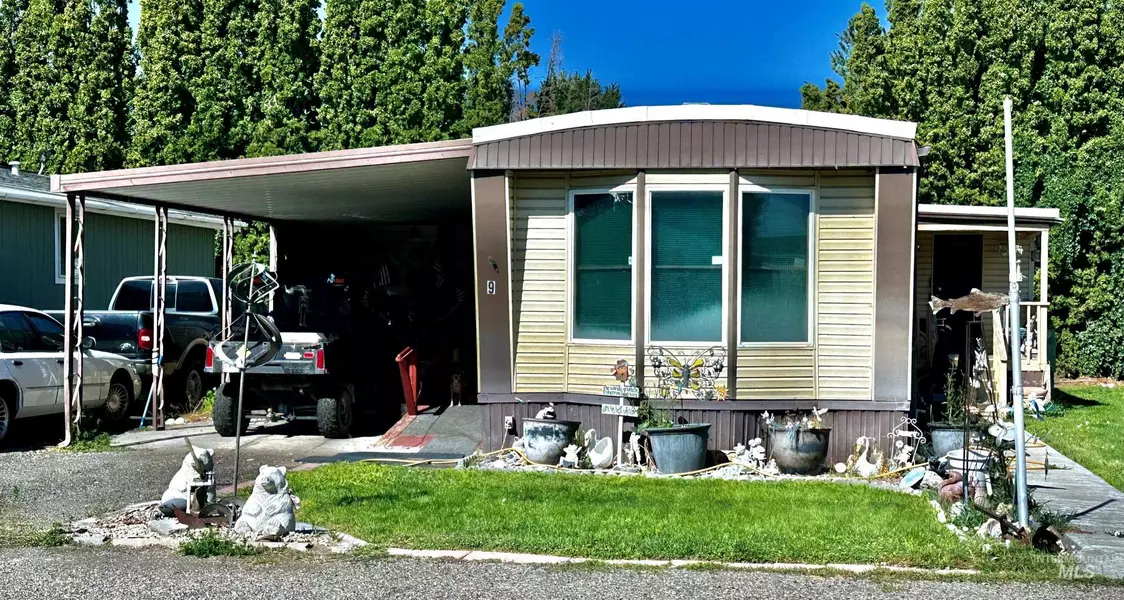 842 W Midway A Street #9, Filer, ID 83328