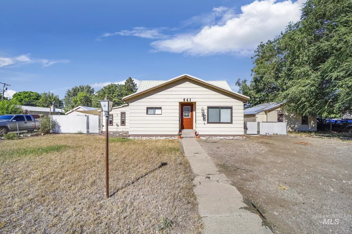 Gooding, ID 83330-1445,541 Oregon St