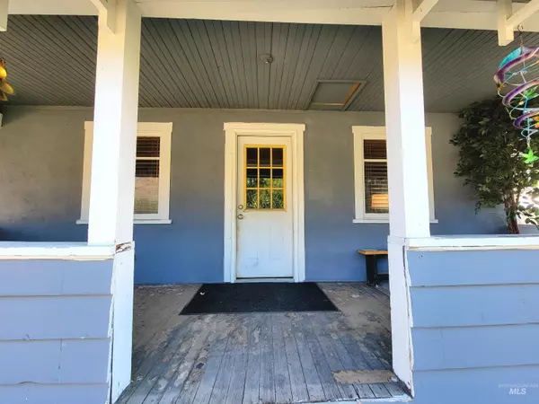 Huntington, OR 97907,90 E Jefferson St