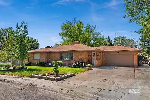 7007 W Brentwood Dr, Boise, ID 83709-1923