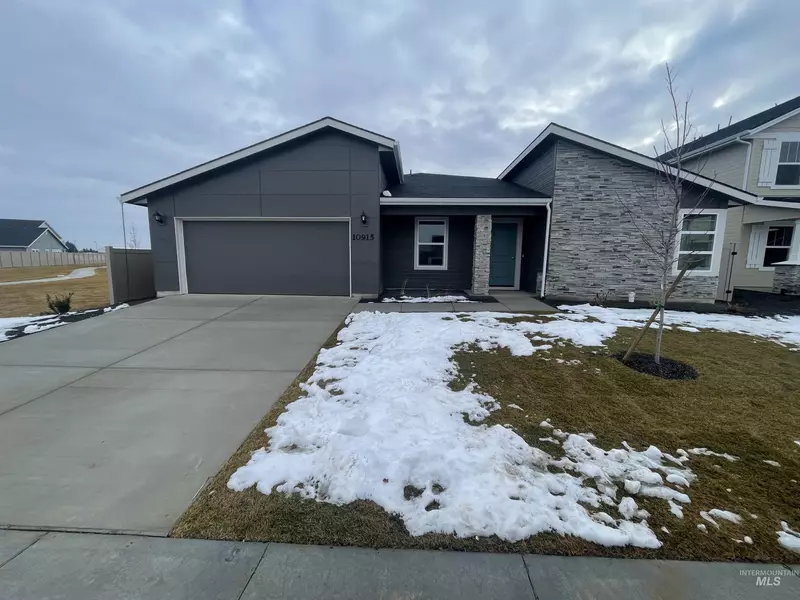 10915 Skycatcher Dr, Caldwell, ID 83605