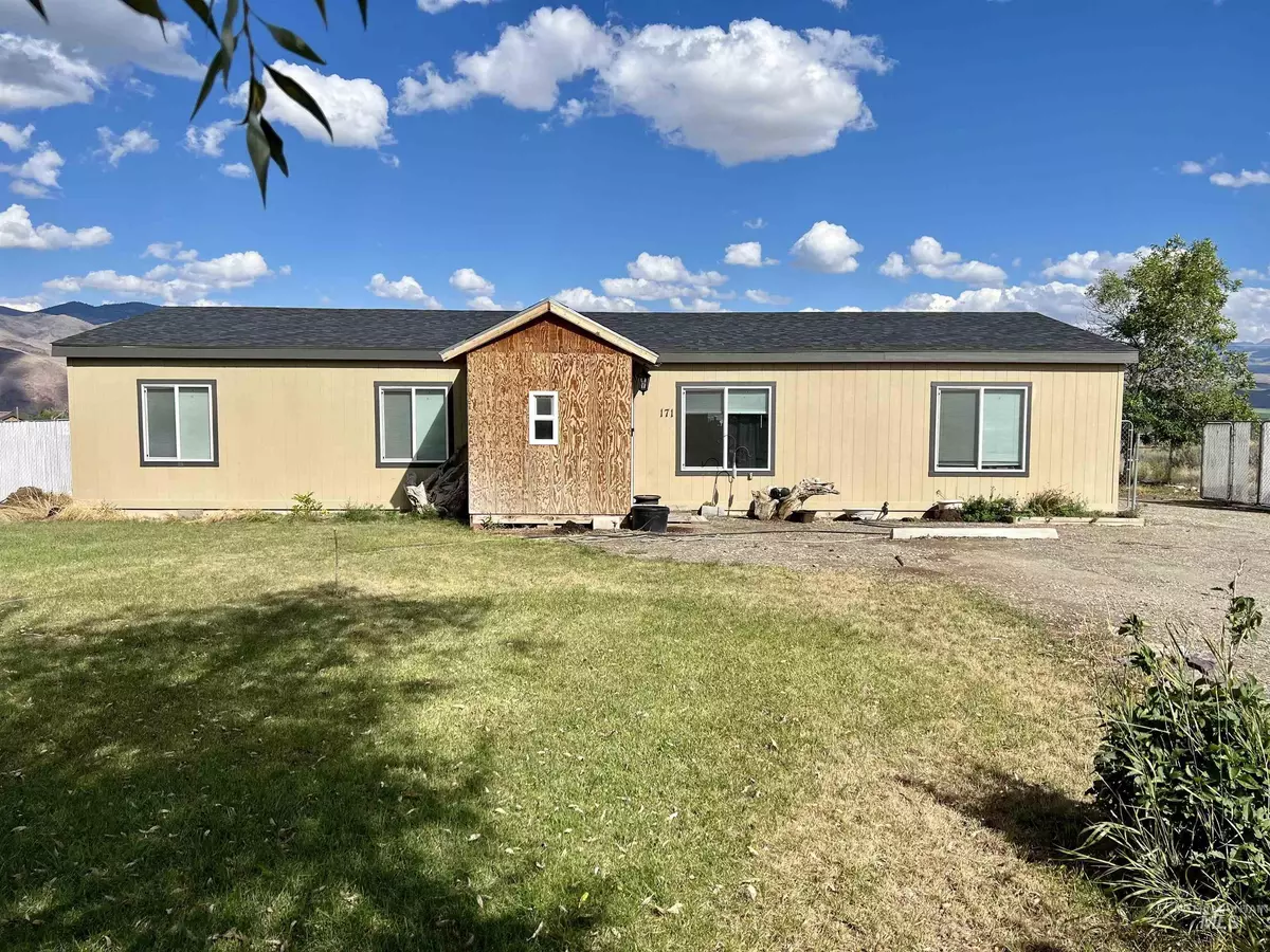 Challis, ID 83226,171 Crane Ln