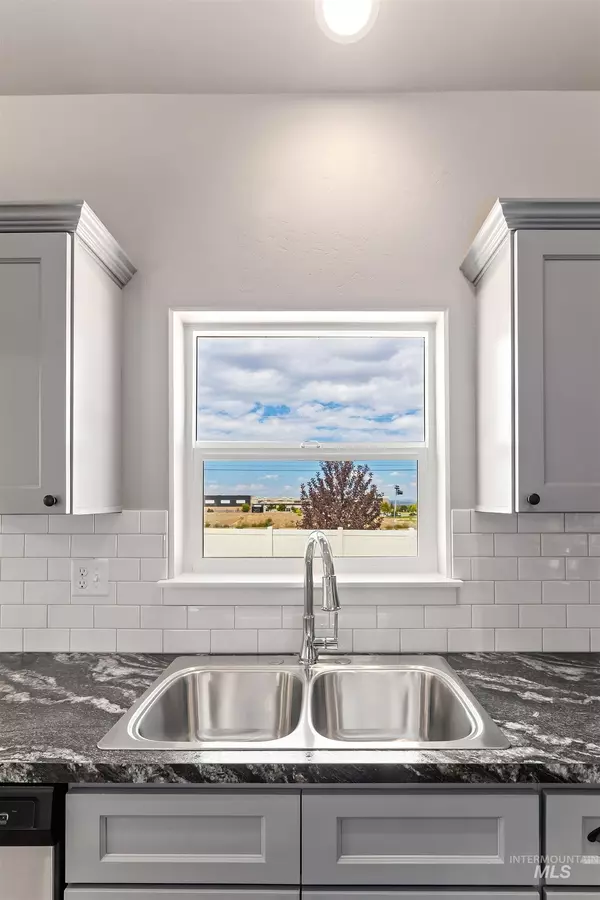 Twin Falls, ID 83301-2013,445 Sierra Rd