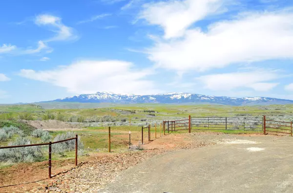 Cambridge, ID 83610,3310 Hwy 95