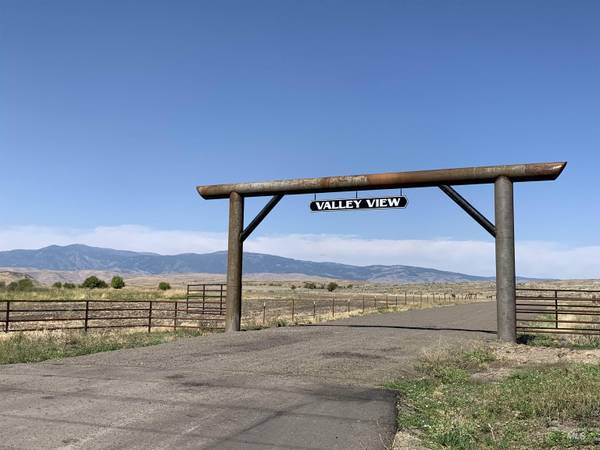 3310 Hwy 95, Cambridge, ID 83610