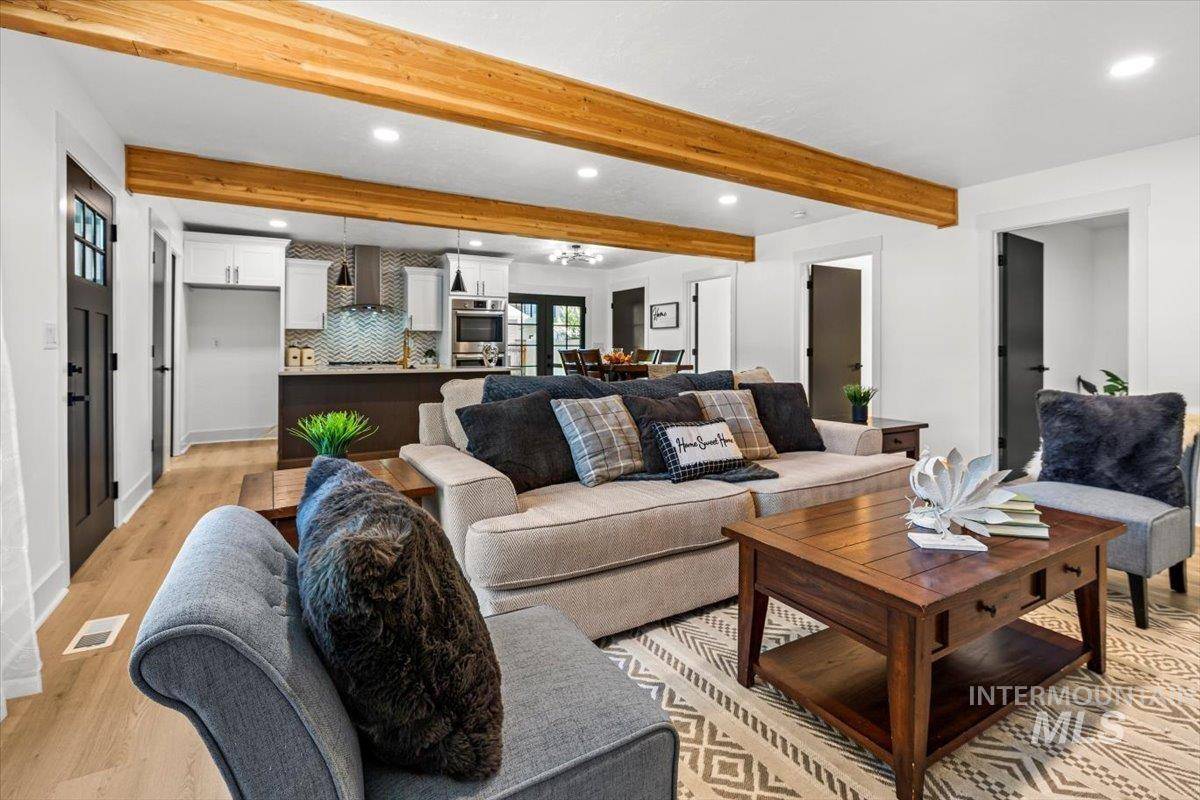 3405 W Plant Dr, Boise, ID 83703