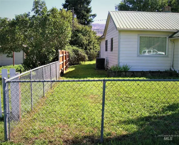 Kamiah, ID 83536,515 Oak Street