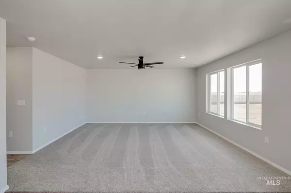 Mountain Home, ID 83647,1895 SW Sharpshinned Ave