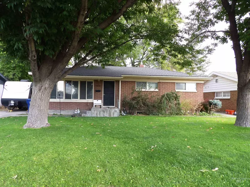 476 Sophomore Blvd, Twin Falls, ID 83301