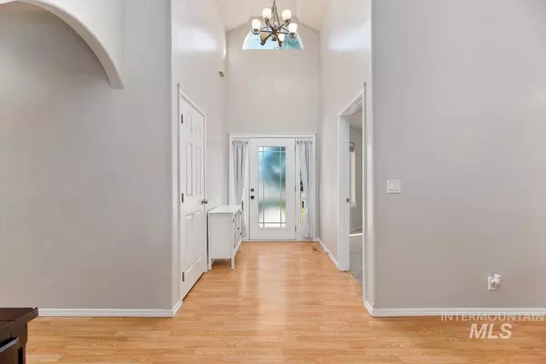 Mountain Home, ID 83647,258 NE Domingo