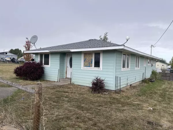 Ferdinand, ID 83526,440 Division  Ave