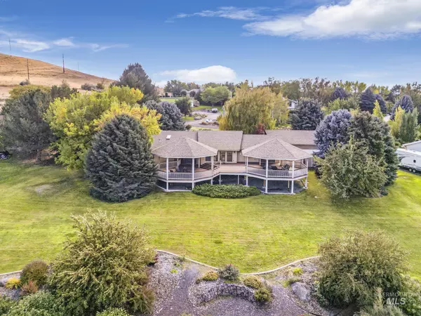 Buhl, ID 83316,132 Country Club Ln