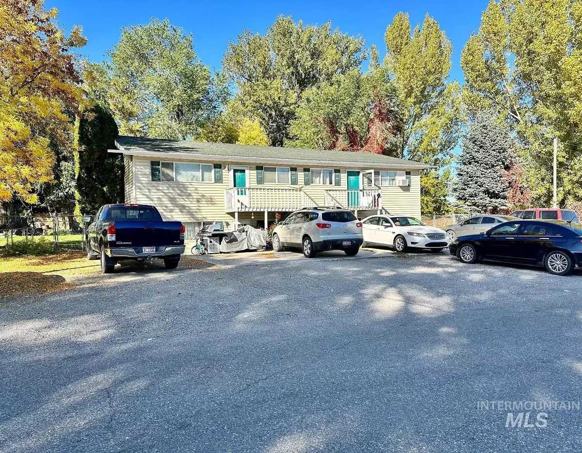 Burley, ID 83318-0000,1902 Grandview Ln