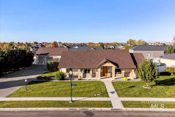 10380 Mychal Ln, Nampa, ID 83687