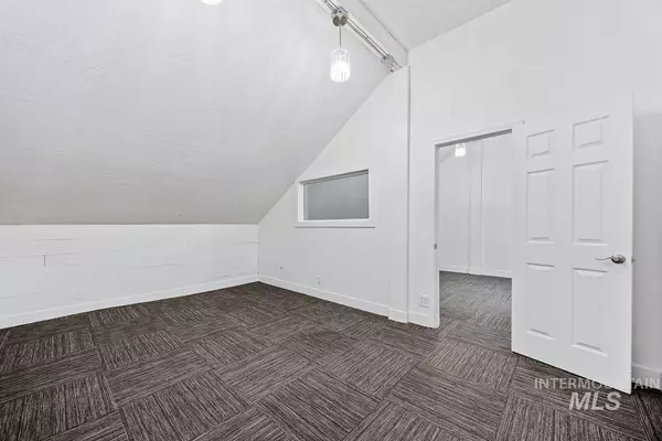 Twin Falls, ID 83301,702 Fairfield St W