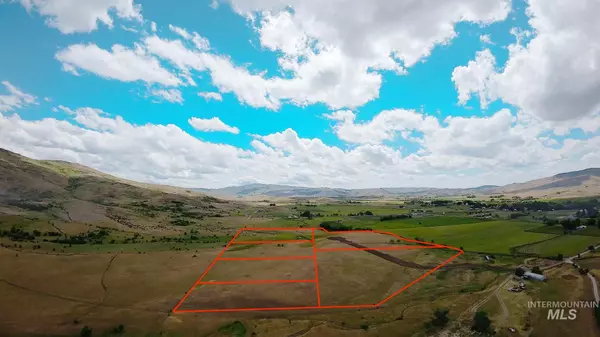 Sweet, ID 83679,TBD Pheasant Ln Lot 2