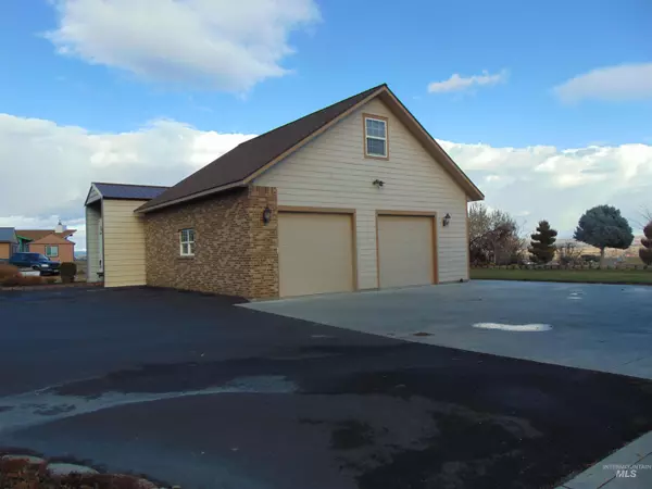 Ontario, OR 97914,452 Thayer Dr.