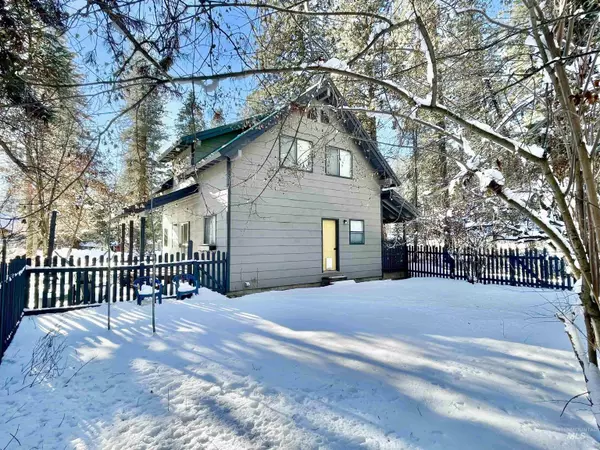 Mccall, ID 83638,509 Sunset St