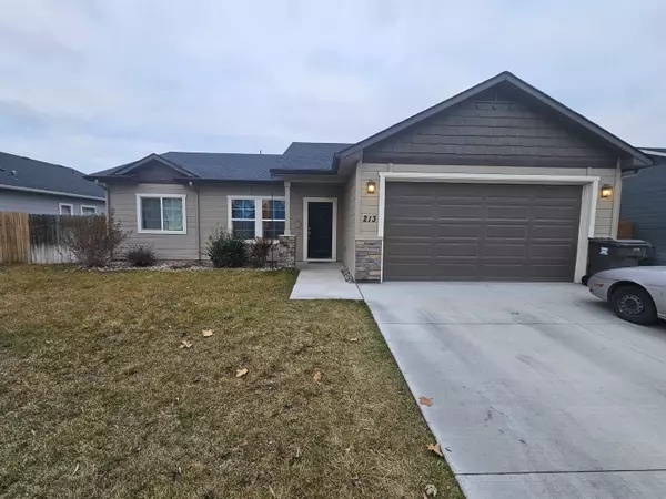 213 Union Pacific Cir, Homedale, ID 83628