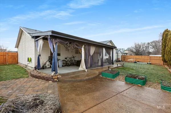 Nampa, ID 83686-0000,2412 E Maryland