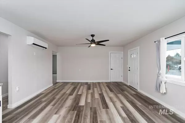 Middleton, ID 83644,110 E 3rd Street North