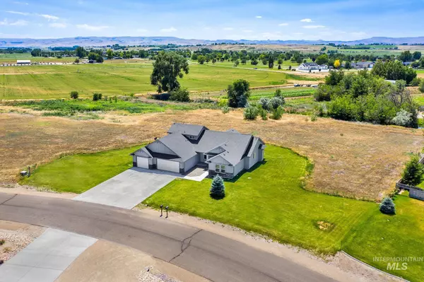 27627 Petolla Rd, Wilder, ID 83676