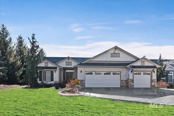 4827 W Clear Field Ct, Eagle, ID 83616-5136