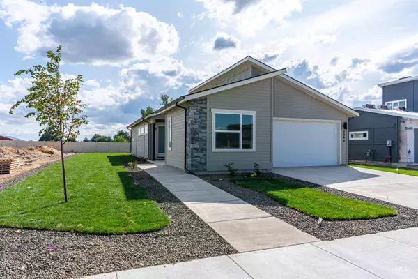 6073 S Lightfoot Ave, Meridian, ID 83642