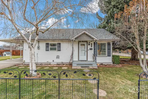 241 W Idaho Avenue,  Meridian,  ID 83642