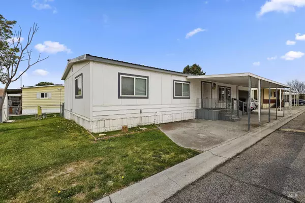 1715 W Flamingo, Nampa, ID 83651