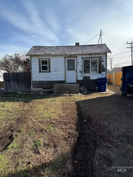 283 Sidney St., Twin Falls, ID 83301