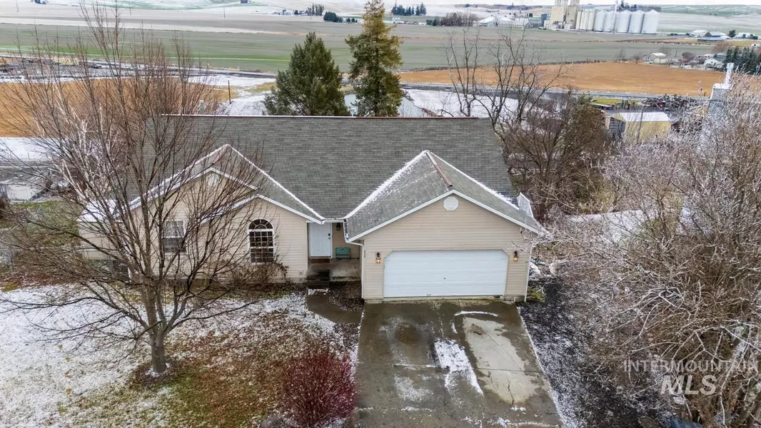 456 E Valley View, Genesee, ID 83832