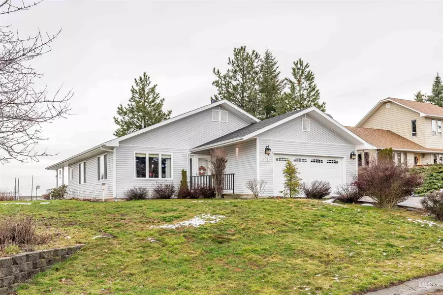 105 Valley View, Troy, ID 83871