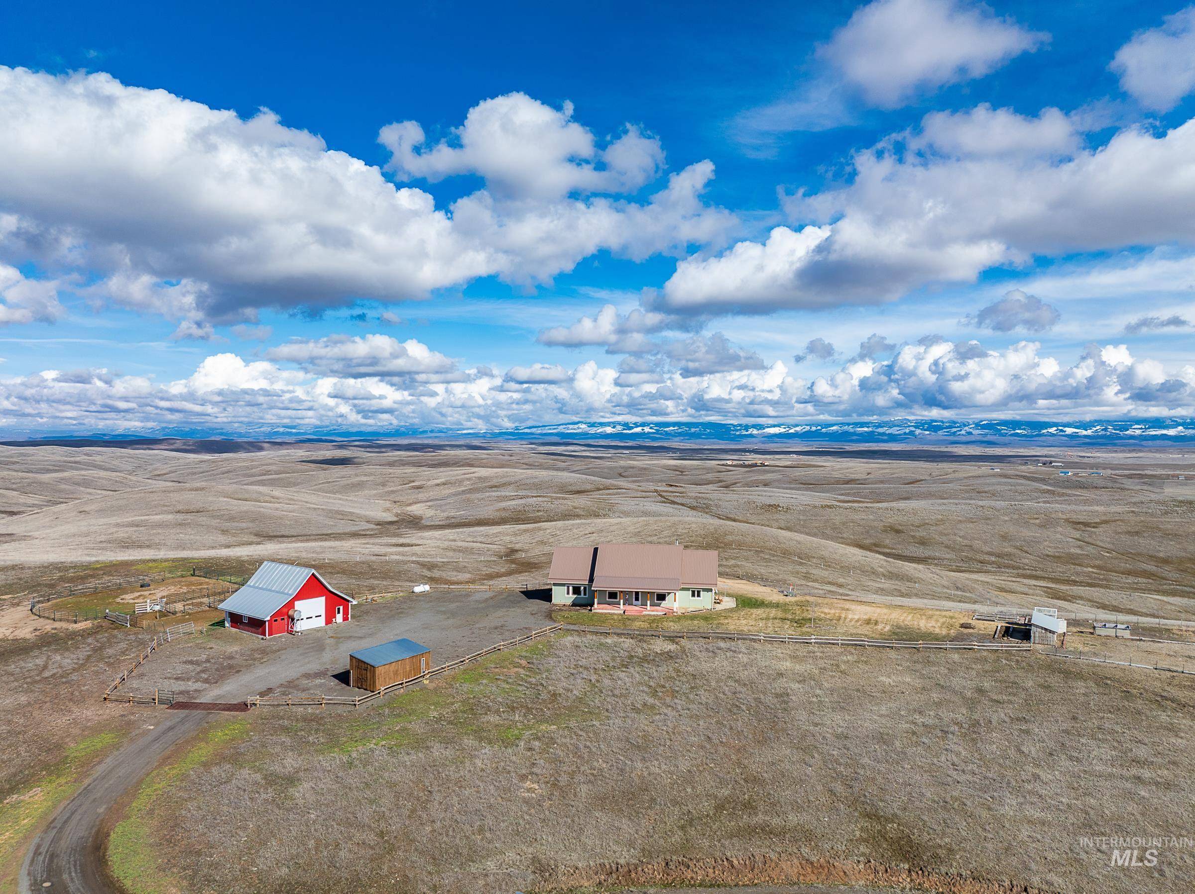2876 Farm To Market Rd, Midvale, ID 83645-5314