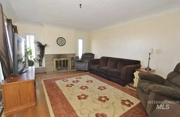 Marsing, ID 83639,5832 Jump Creek Rd